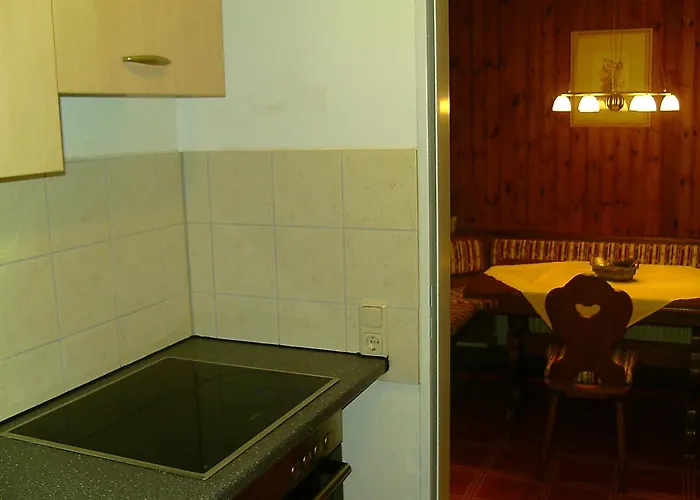 Πανσιόν Gaestehaus Maria 3*