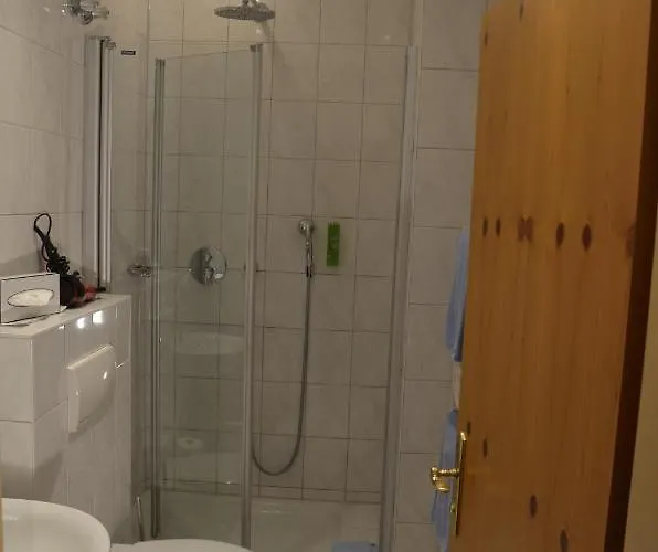 Πανσιόν Gaestehaus Maria 3*