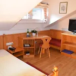 Gaestehaus Maria בית הארחה 3*